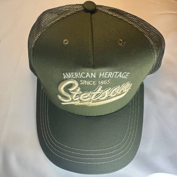 Gorra, estilo Stetson, color verde, bordada