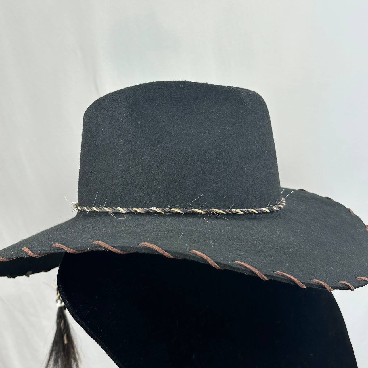 Sombrero "Noche de Cuero" - Image 2